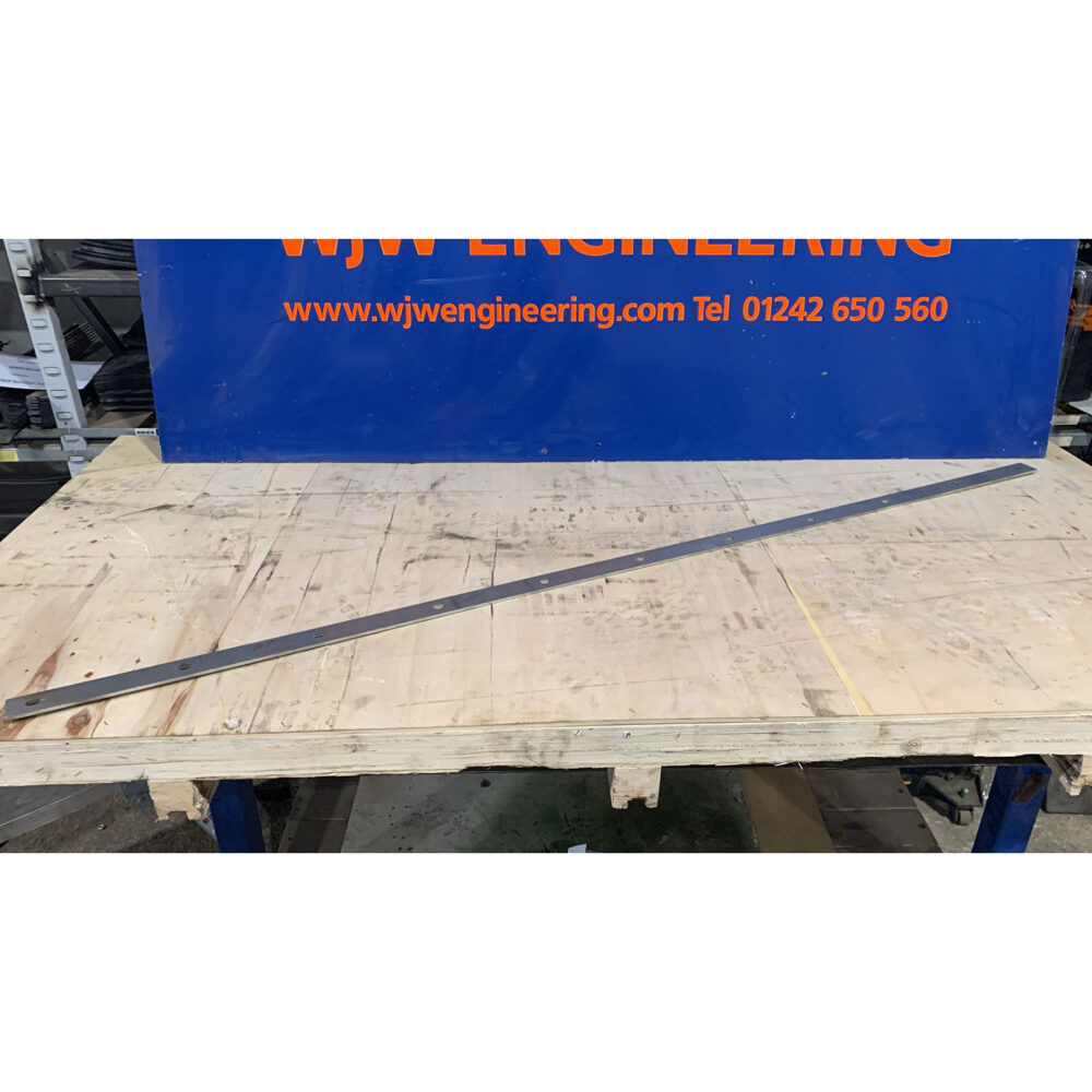 VFC Door External Seal Retainer | FP140-006-0022